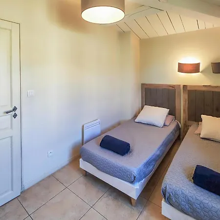 Cozy Home In Saint-Laurent-De-La-Ca With Wifi Prázdninový dům *
