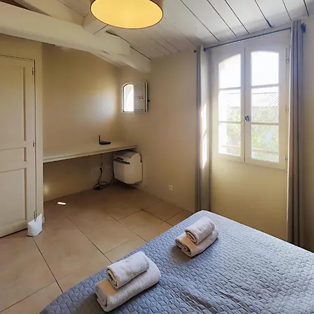 In Saint-laurent-de-la-ca With Wifi *